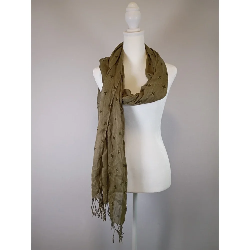 Boho Cottagecore Old Navy Women One Size Olive Green Floral Clover Fringe Scarf